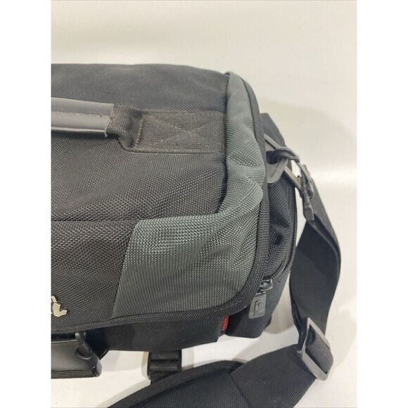 Canon Rebel Nylon Padded Camera Equipment Bag Strap + Pockets 14" x 8" x 8.5" - Picture 4 of 16